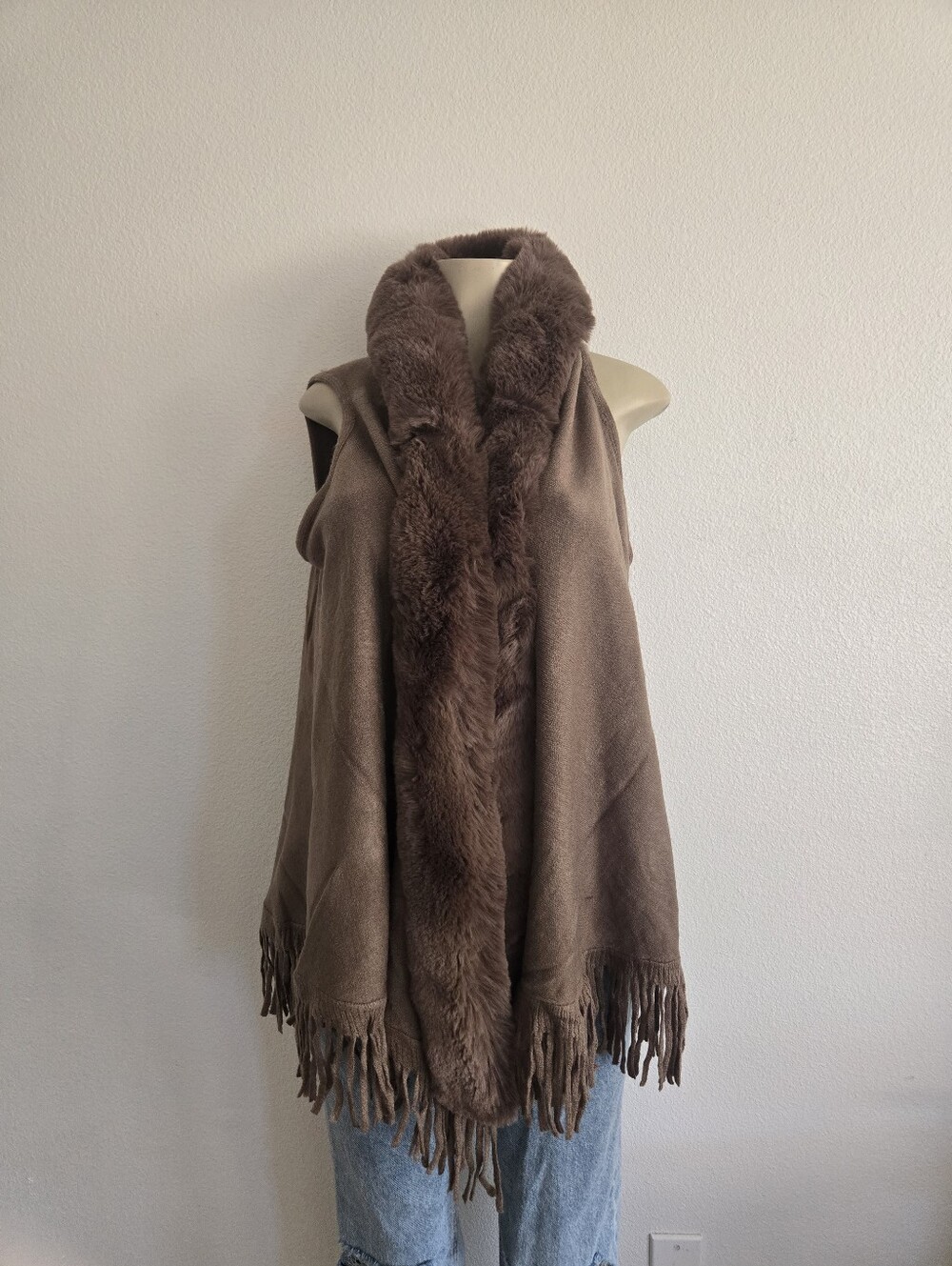 Faux Fur Trim Fringe Vest - Taupe